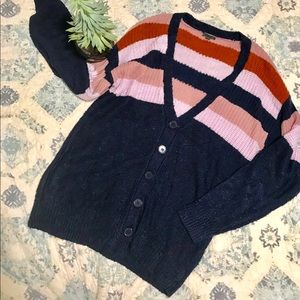 Tunic Buttoned Sweater